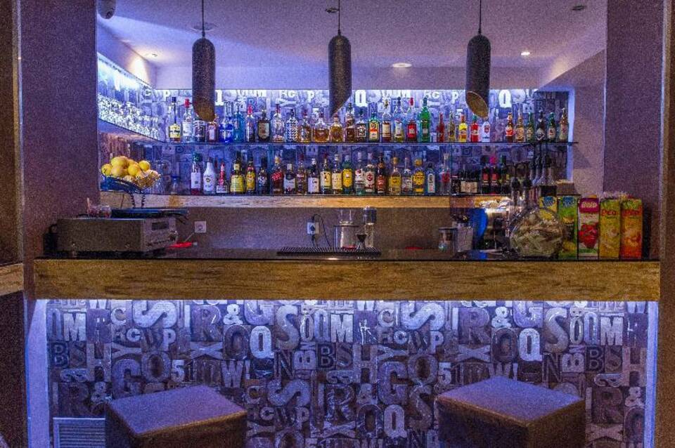 Athens Choice 4