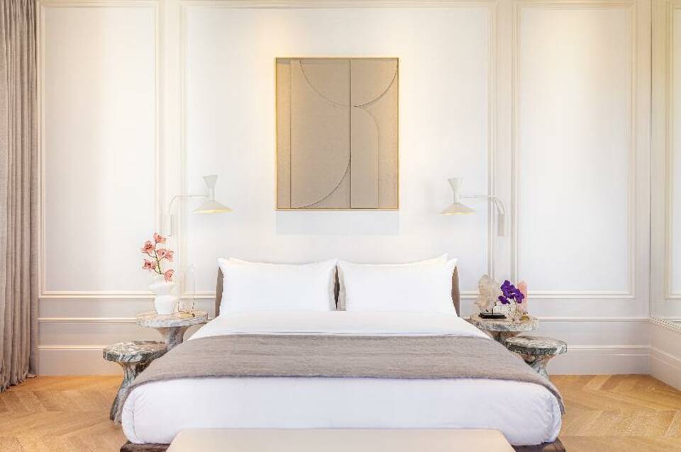 THE DOLLI at Acropolis, A Hotel to Live 2