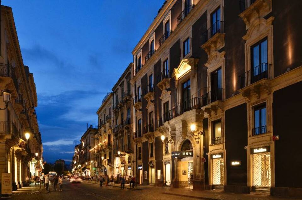 Palace Catania UNA Esperienze 1