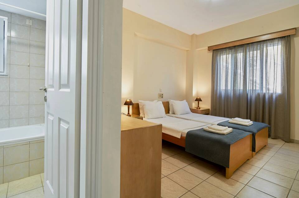 Veronica Hotel 4