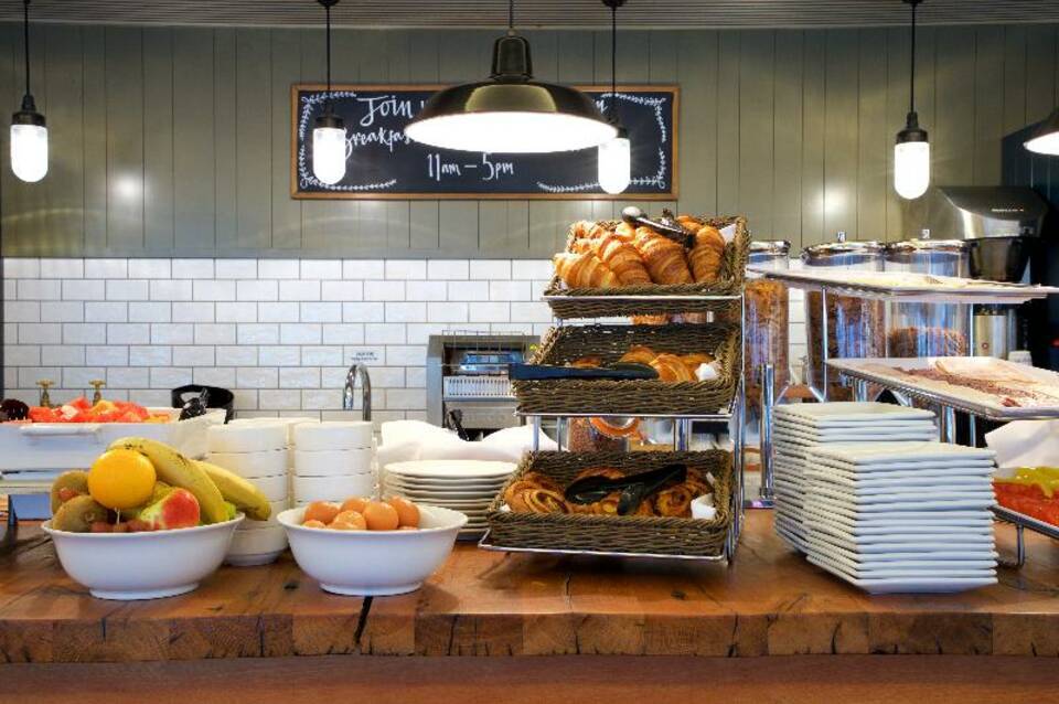 Bermondsey Square Hotel 1
