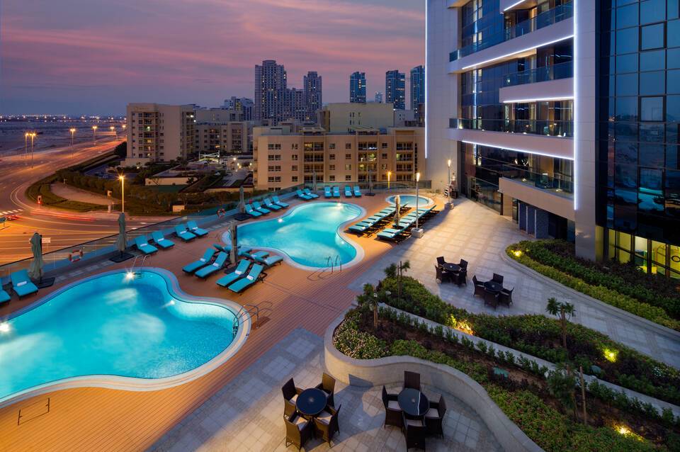 Millennium Place Barsha Heights Hotel 3