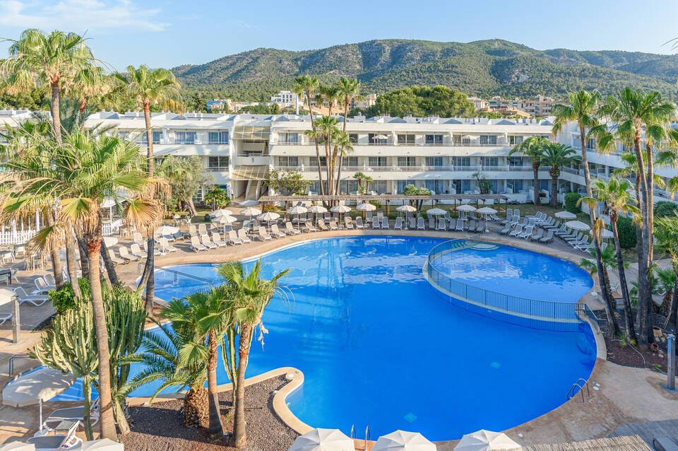 Fergus Club Palmanova Park 1