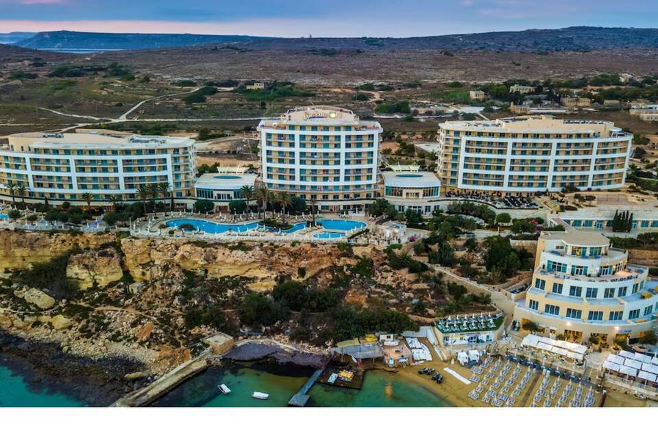 Radisson Blu Resort & Spa Malta Golden Sands 1