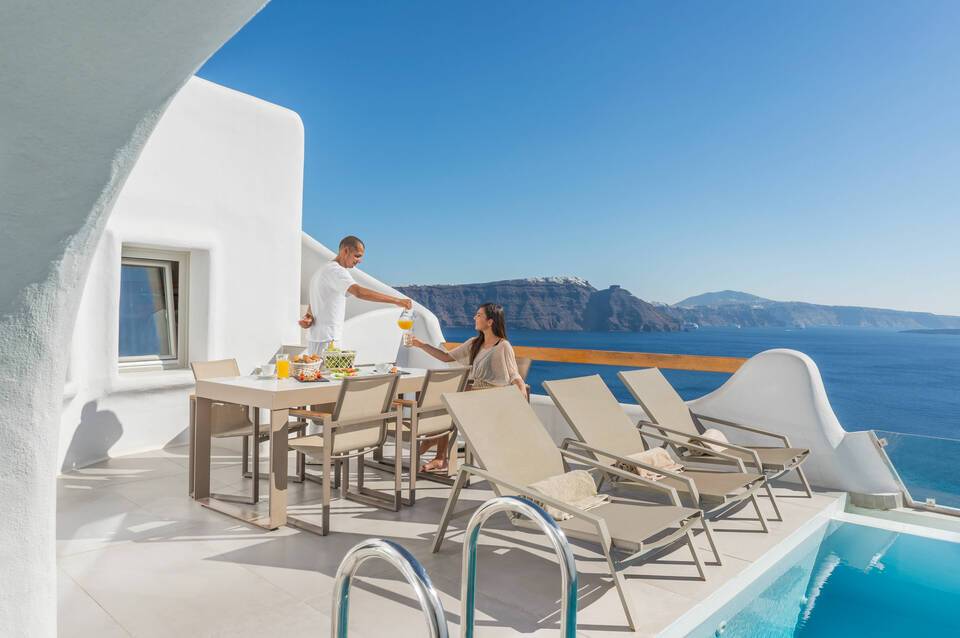 Elite Luxury Suites 3