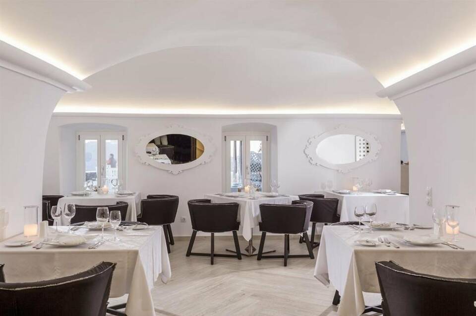 Canaves Oia Suites 3