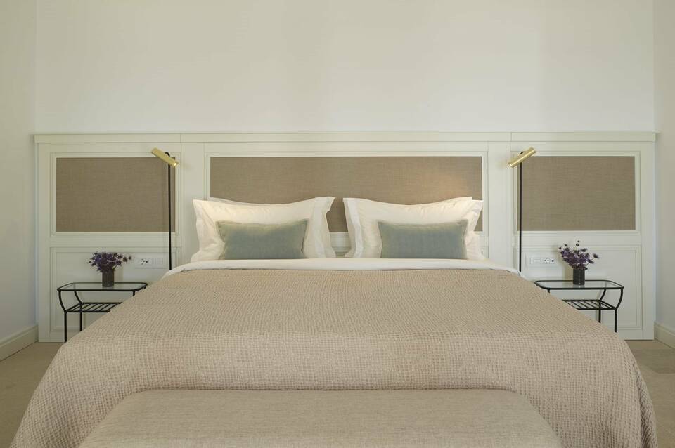 Bonzoe Suites & Villas 2