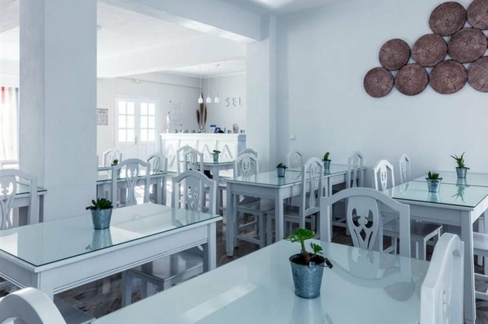Hotel Selini 3