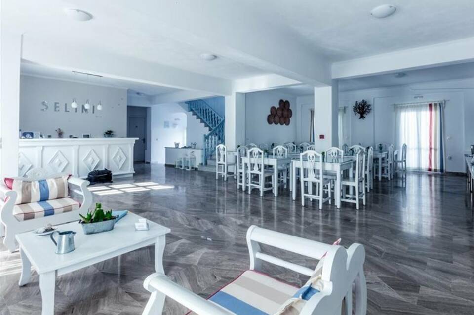 Hotel Selini 4