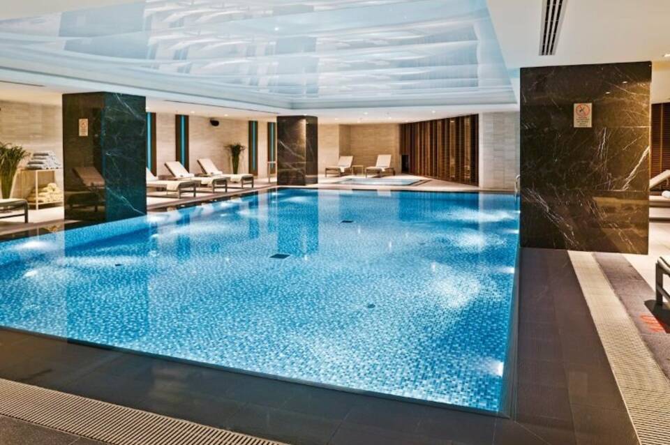 Ramada Plaza by Wyndham Istanbul Tekstilkent 5