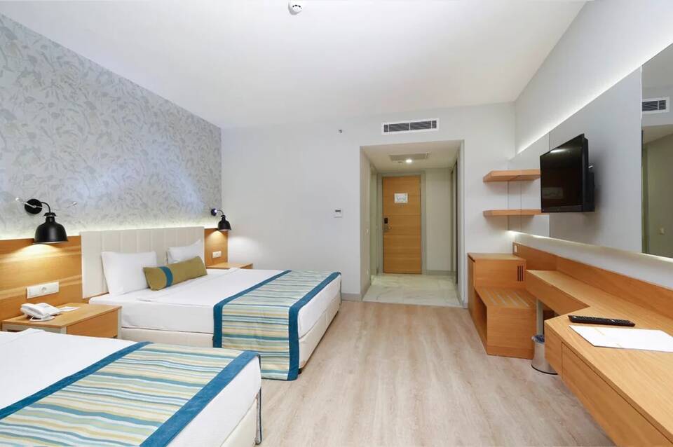 Calido Maris Hotel 1