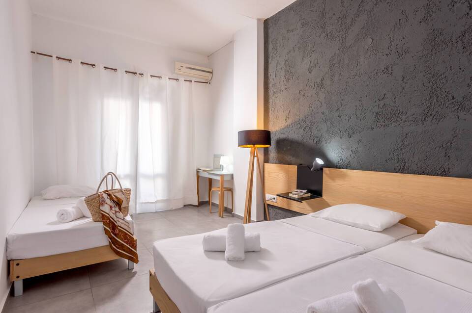 Azure Mare Hotel 5