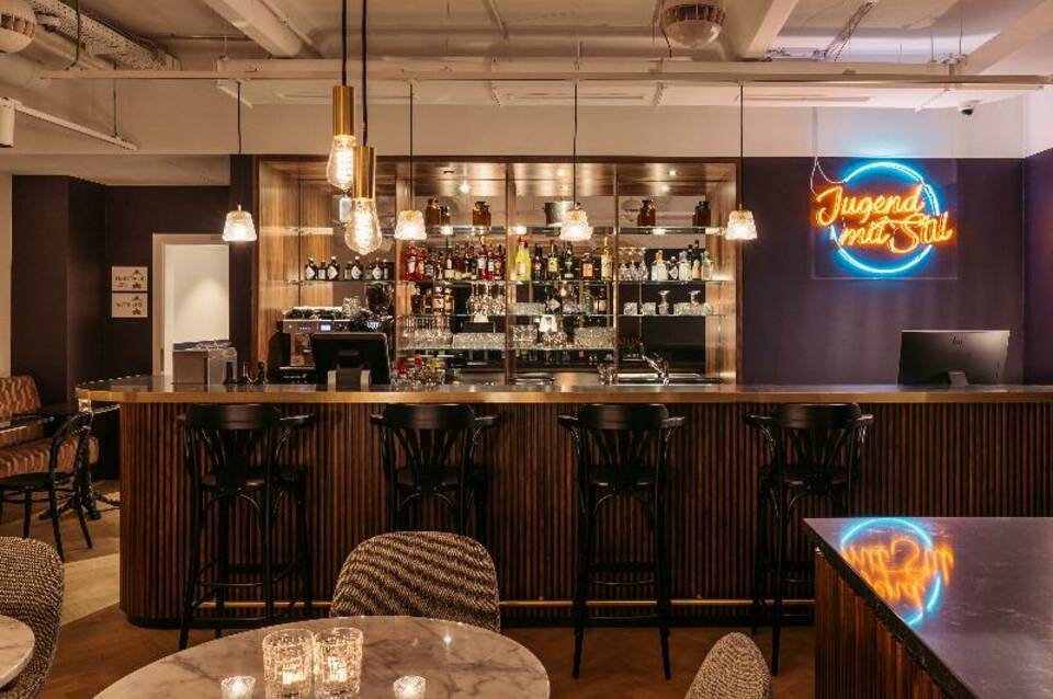 Hotel Schani Salon 3