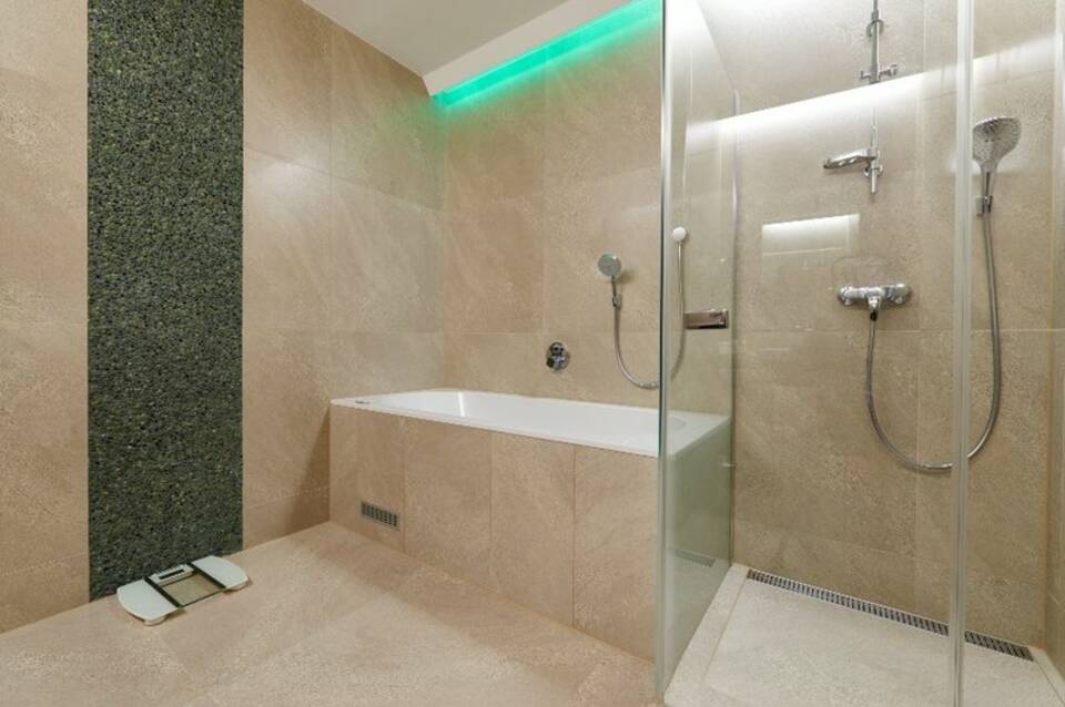 HiLight Suites Hotel 1