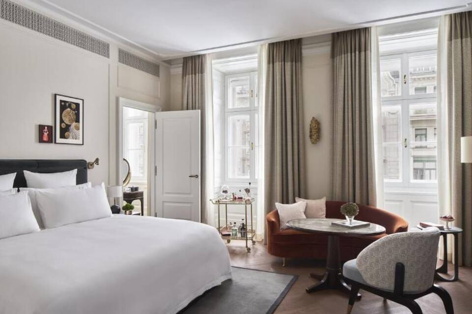 Rosewood Vienna 1