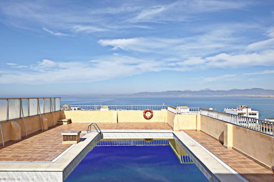 MLL Caribbean Bay 4