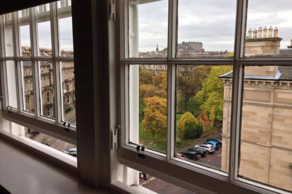 B+B Edinburgh 3