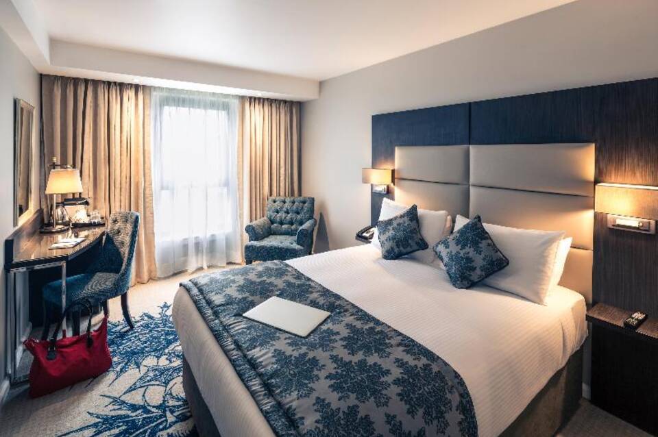 Mercure Edinburgh Haymarket 2