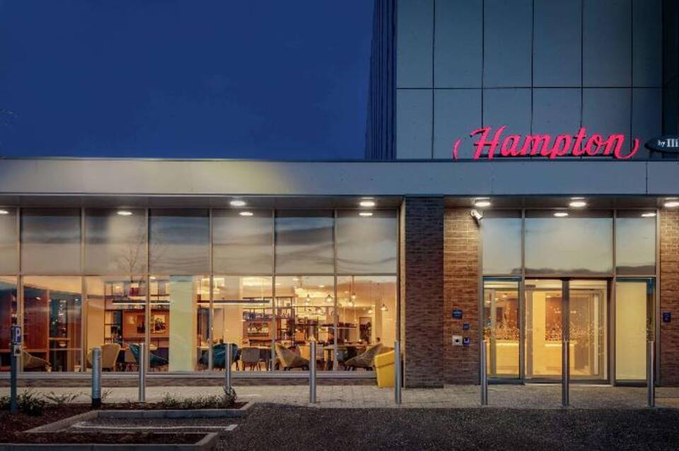 Hampton by Hilton Edinburgh Airport 3
