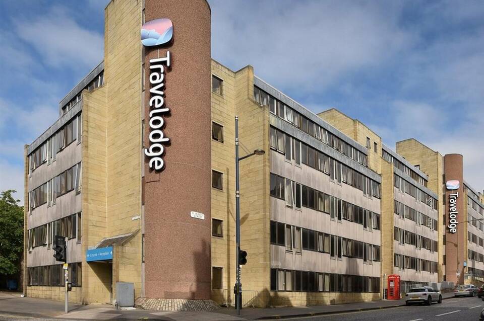 Travelodge Edinburgh Central 1