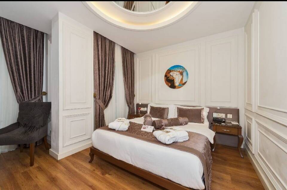 Darkmen Boutique Hotel 4