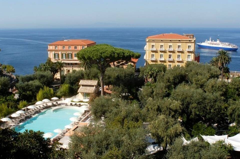 Grand Hotel Excelsior Vittoria 1