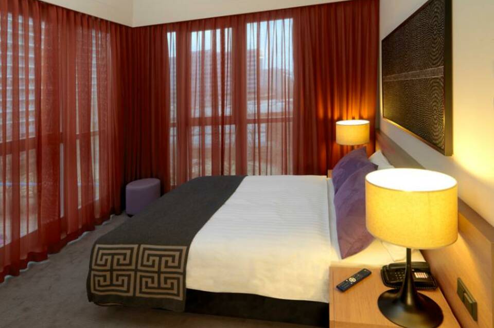 Adina Apartment Hotel Berlin Checkpoint Charlie 3