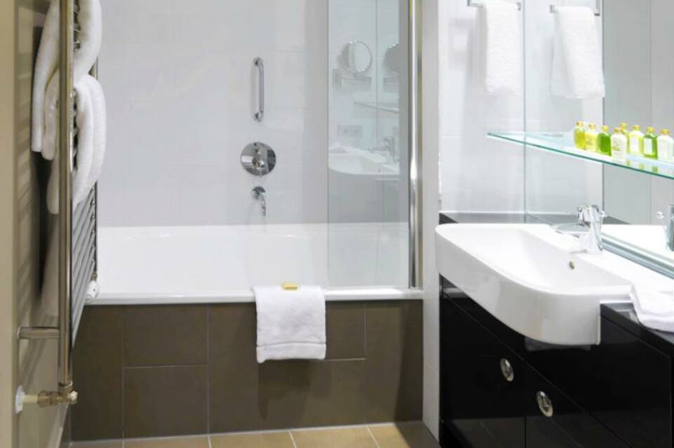 Adina Apartment Hotel Berlin Checkpoint Charlie 4