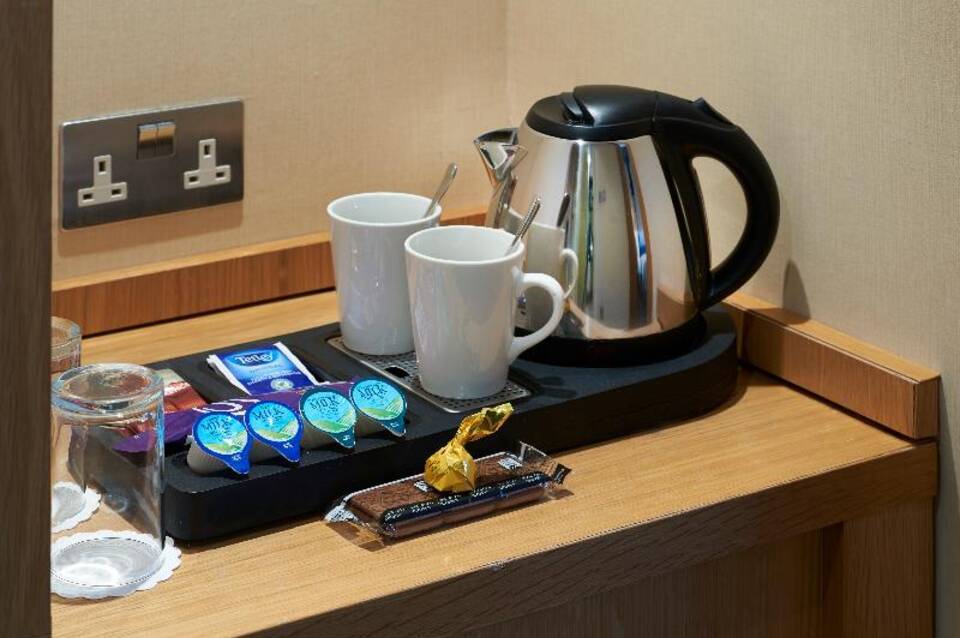 Crowne Plaza London Ealing 3