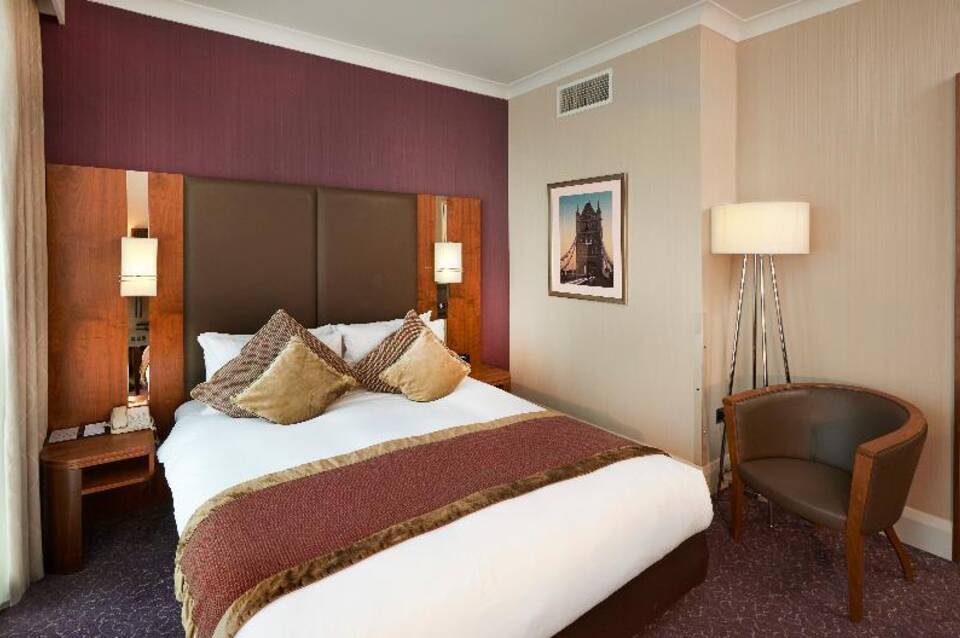 Crowne Plaza London Ealing 4
