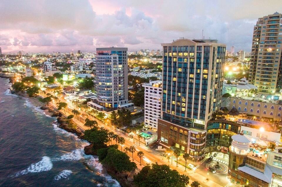 Catalonia Santo Domingo 4