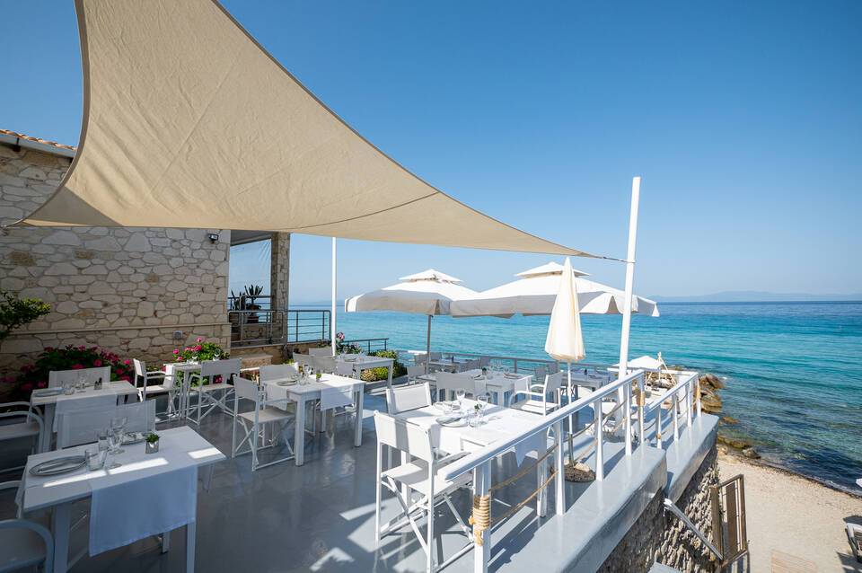 White Suites Resort 5