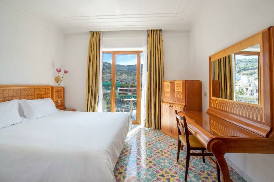 Grand Hotel Flora 4