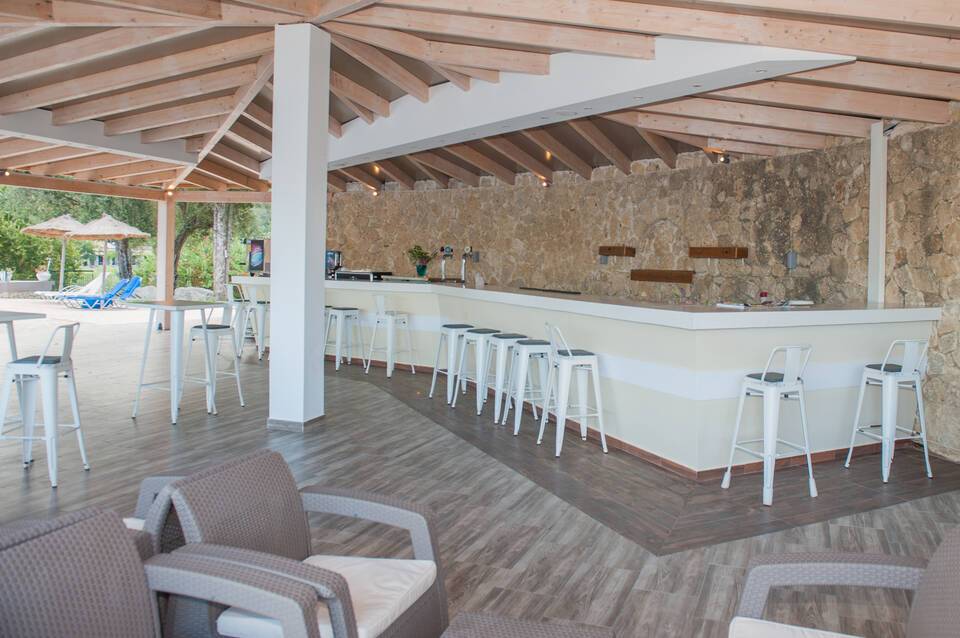Hotel Aqua Blue Corfu 3