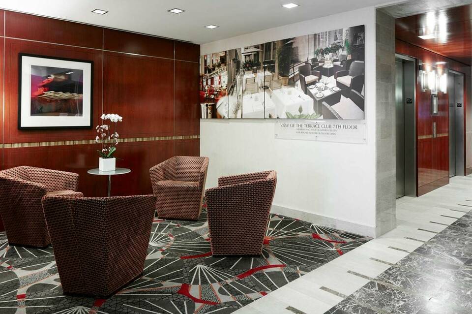DoubleTree by Hilton New York Midtown Fifth Ave 4