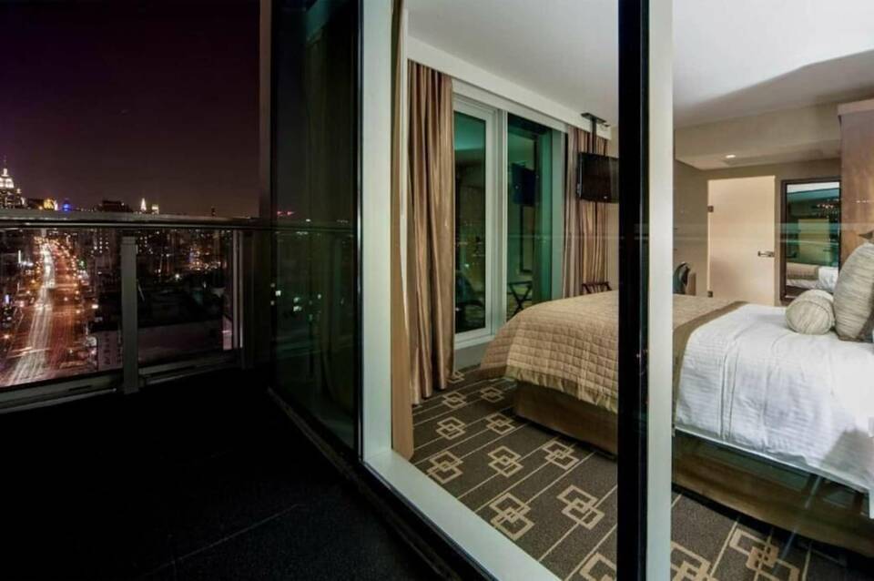 Wyndham Garden Chinatown 3