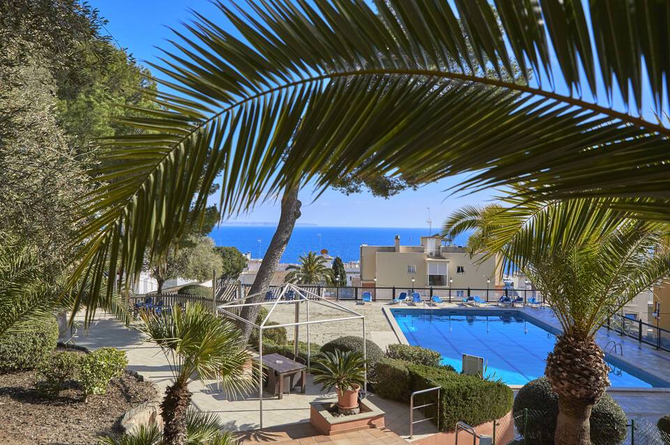 MLL Blue Bay 1