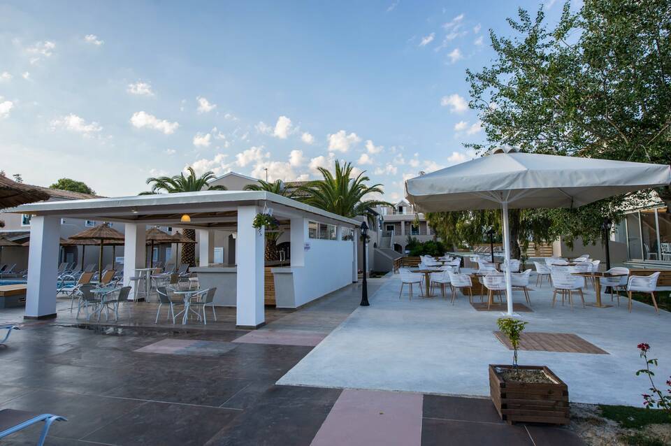 Amour Holiday Resort 4