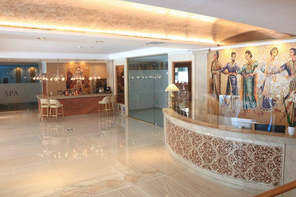 Mythos Palace Resort 3
