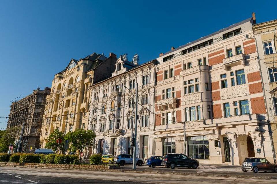 Hotel Vision 1
