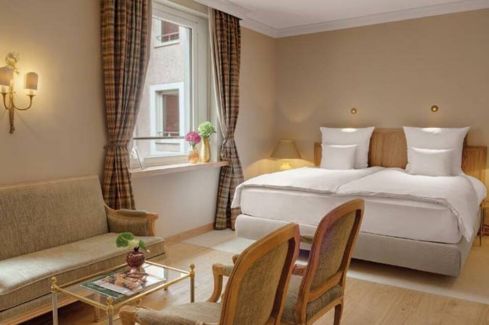 Hotel Excelsior 1