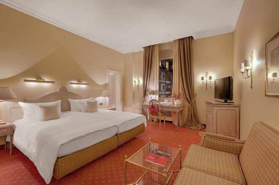 Hotel Excelsior 3