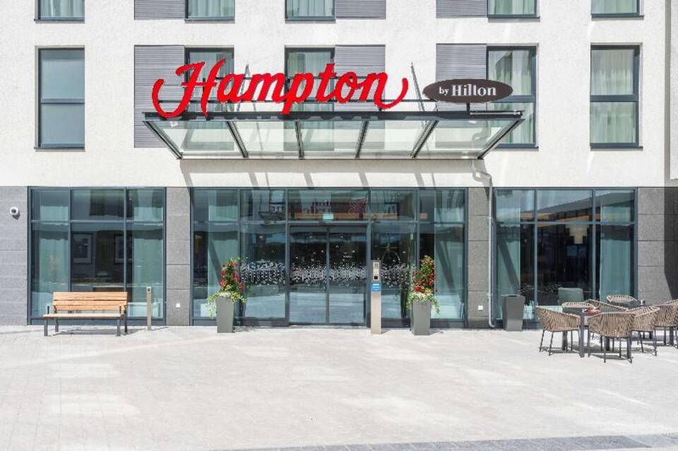 Hampton By Hilton Munich City West 2