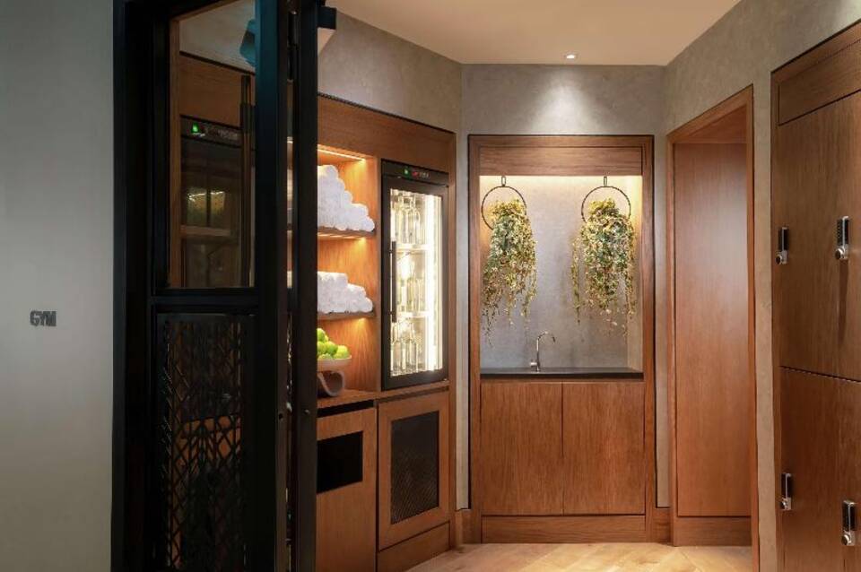 Hart Shoreditch Hotel London, Curio Collection by Hilton 3
