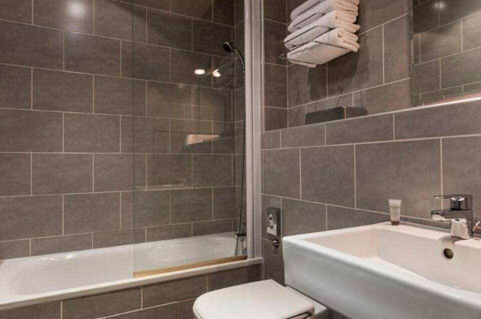 Hôtel Edmond Rostand 3