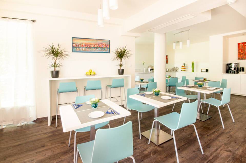 Escala Hotel & Suites 5