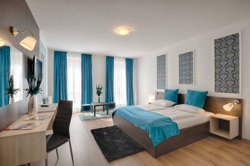 Triple M Hotel 1