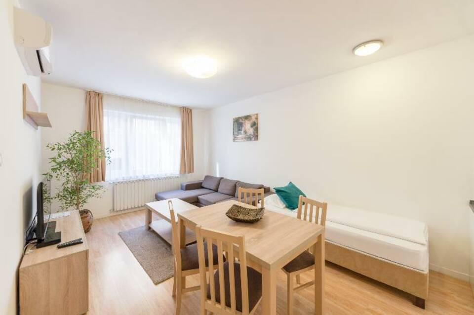 Prince Apartments 5