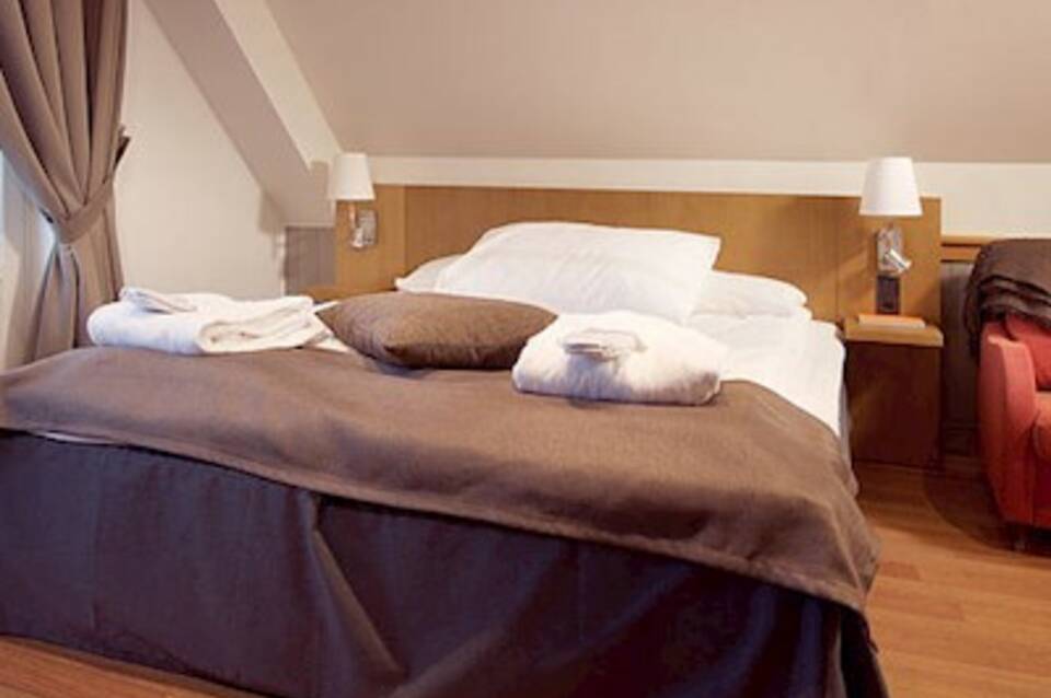 Home Hotel With 2