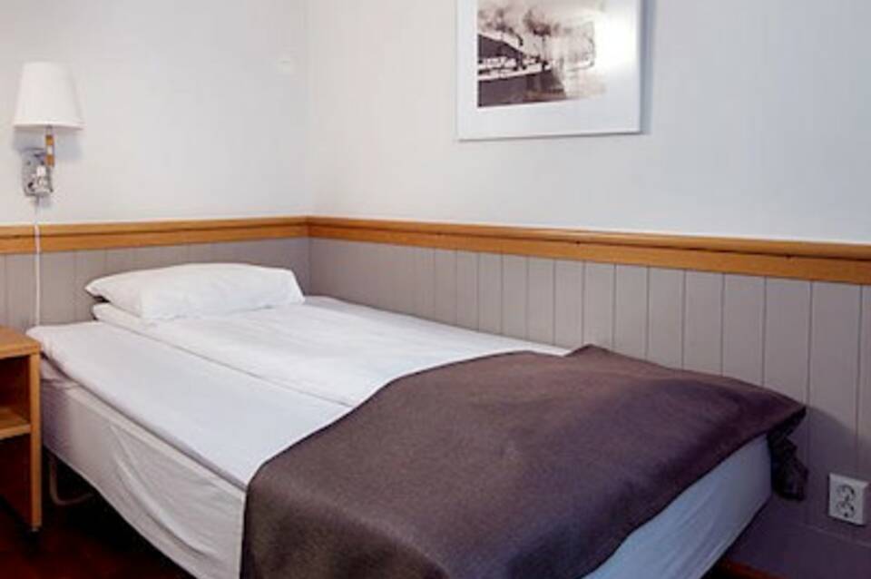 Home Hotel With 3